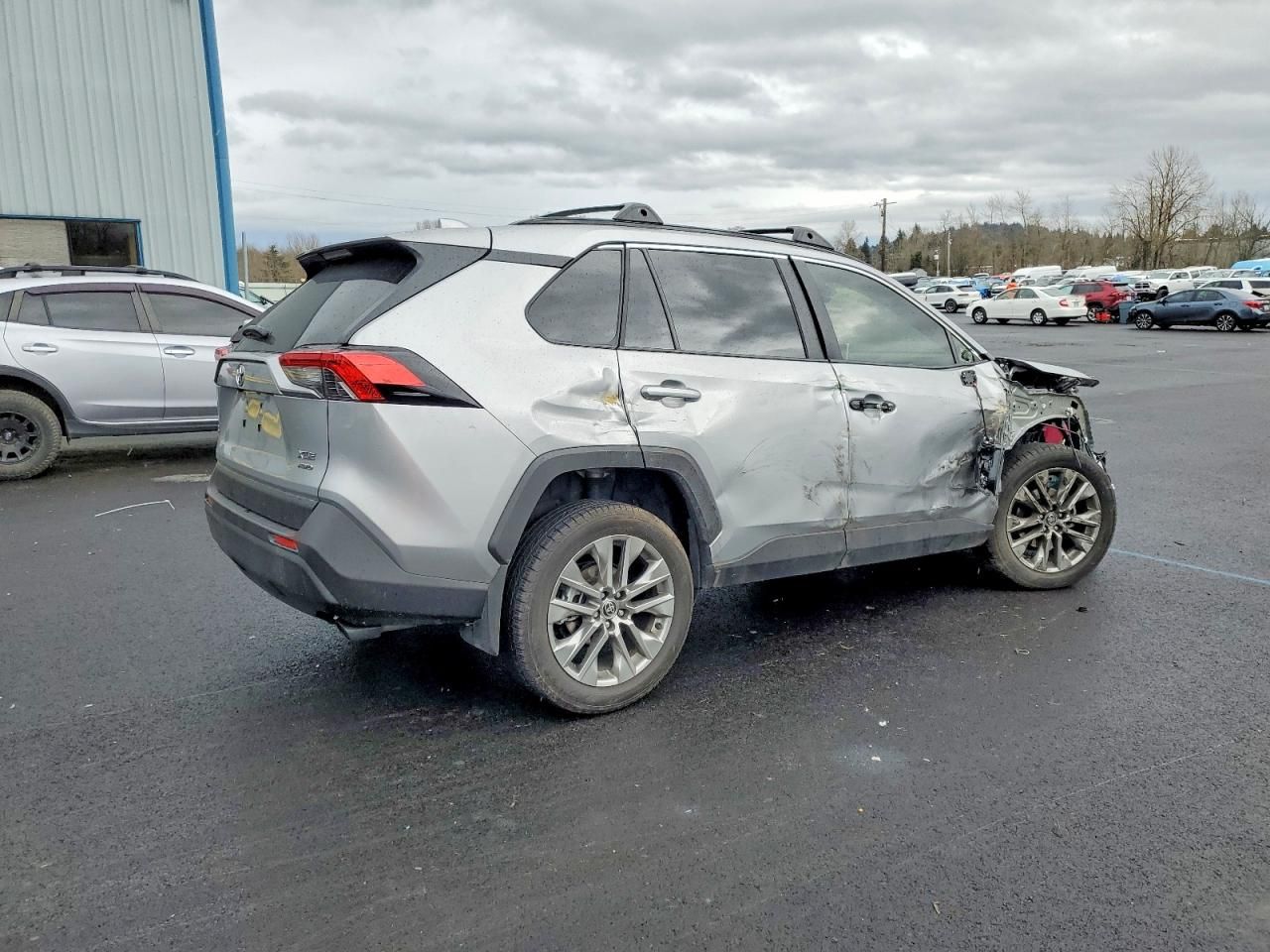 2024 Toyota Rav4 xle Premium