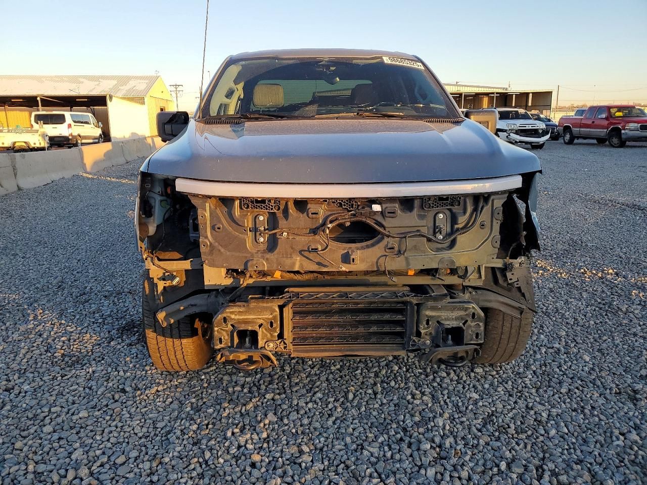 2023 Ford F150 Lightning pro