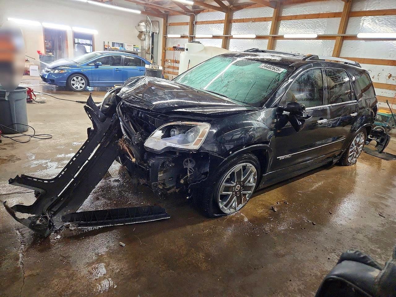 2011 GMC Acadia Denali