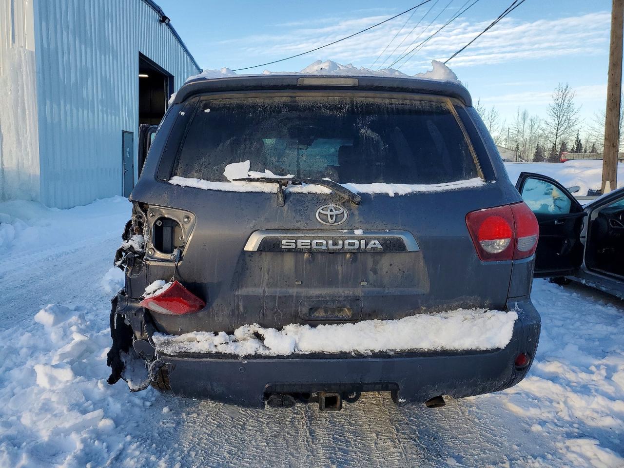 2021 Toyota Sequoia SR5