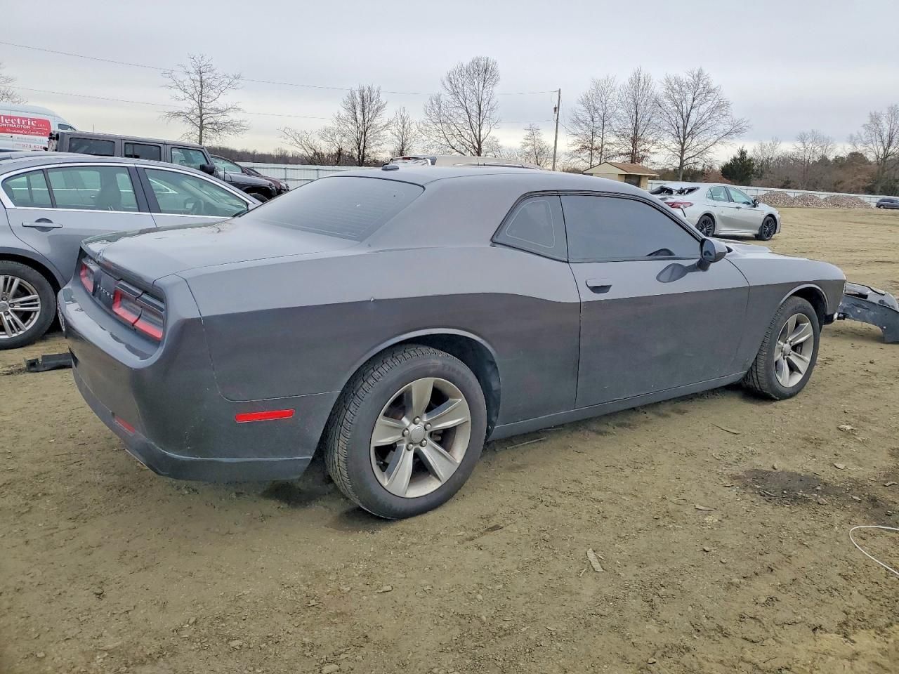 2015 Dodge Challenger sxt