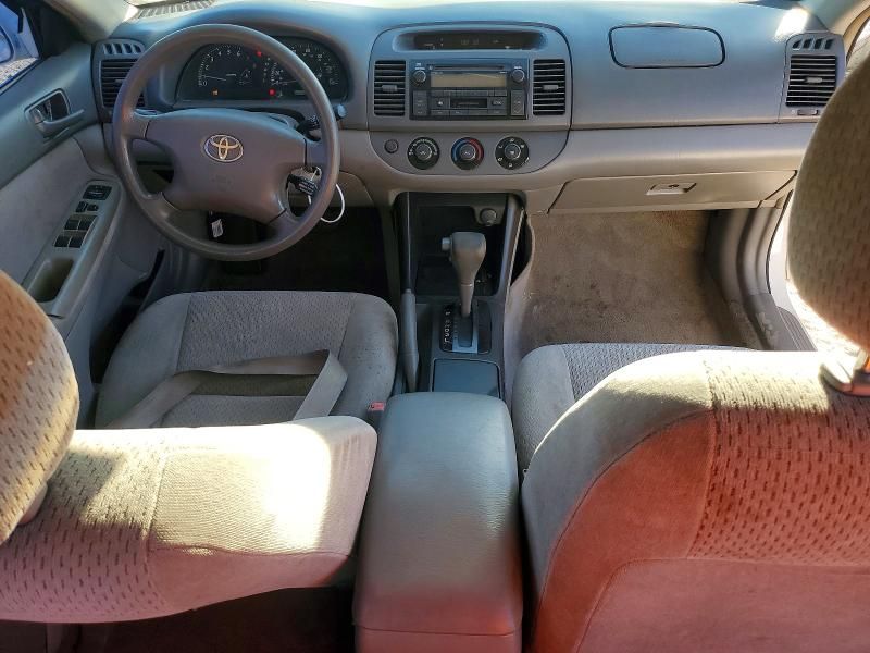 2002 Toyota Camry le