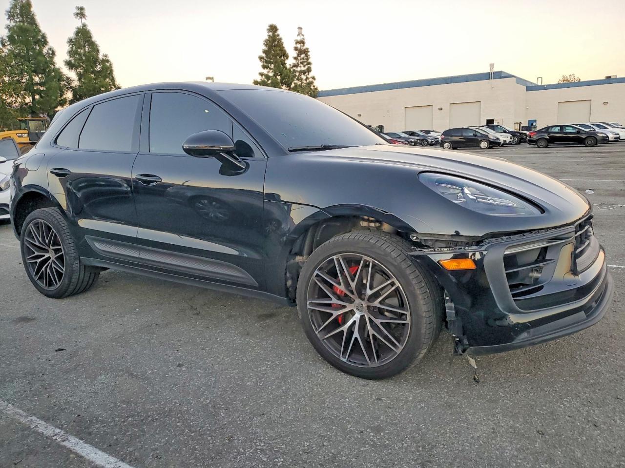 2023 Porsche Macan s