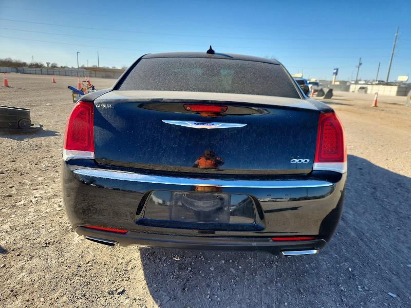 2019 Chrysler 300 Touring