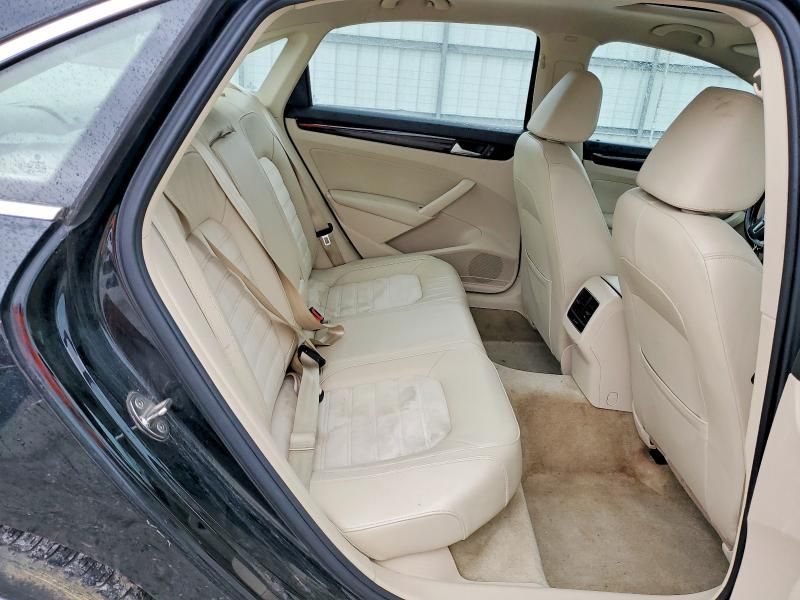 2015 Volkswagen Passat sel