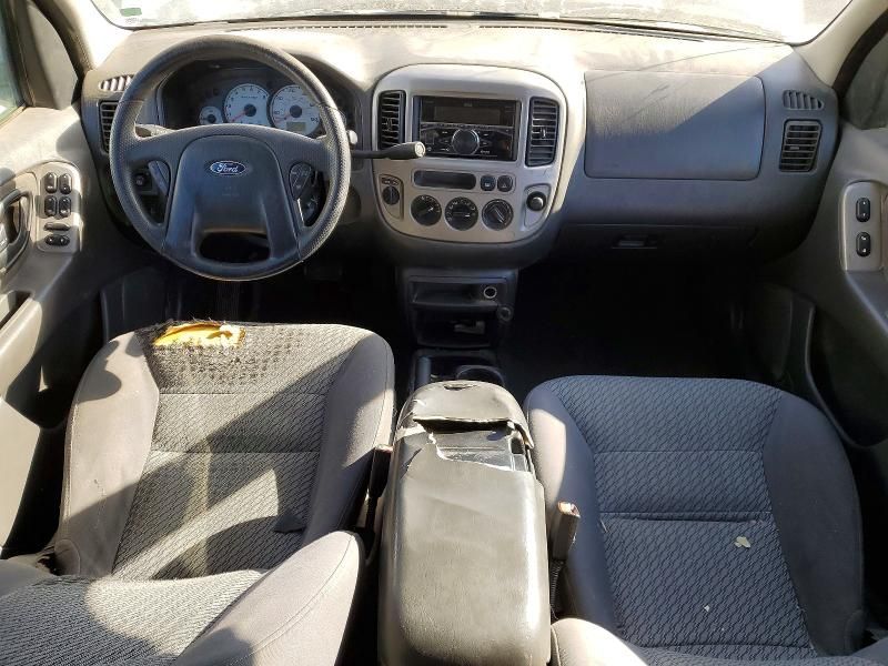 2003 Ford Escape xlt