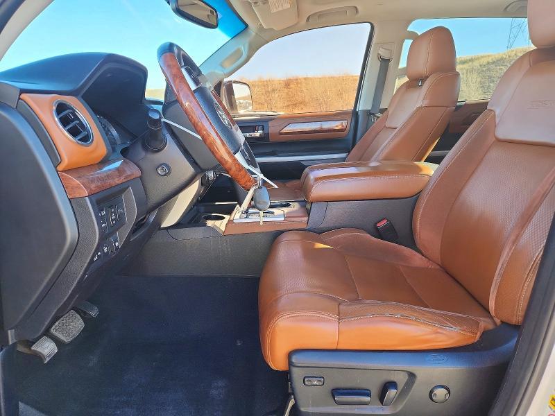 2014 Toyota Tundra Crewmax Platinum