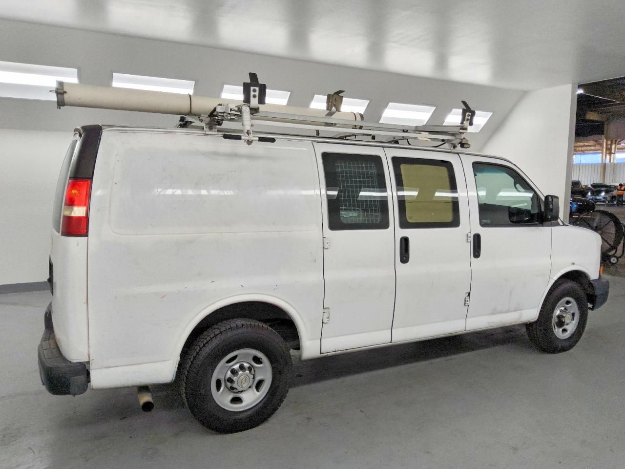 2013 Chevrolet Express G2500