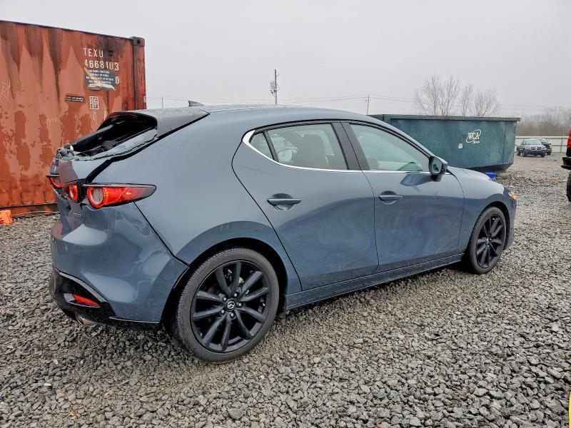 2019 Mazda 3 Premium