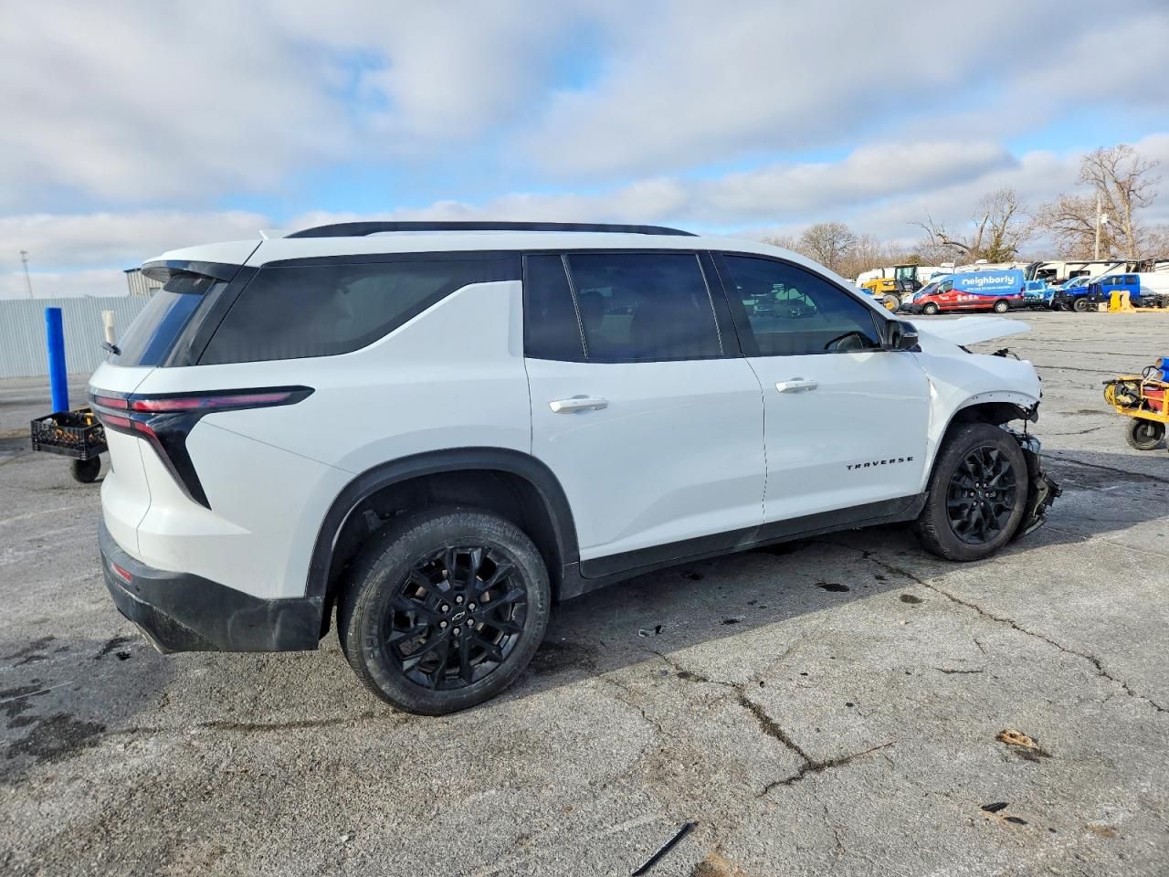 2025 Chevrolet Traverse lt