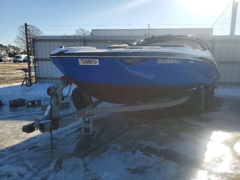 2017 Yamaha Boat