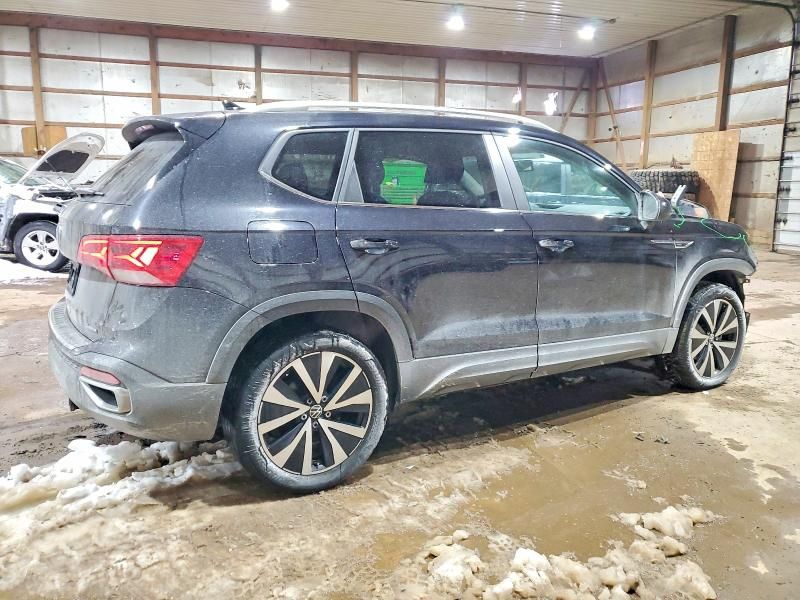 2022 Volkswagen Taos se