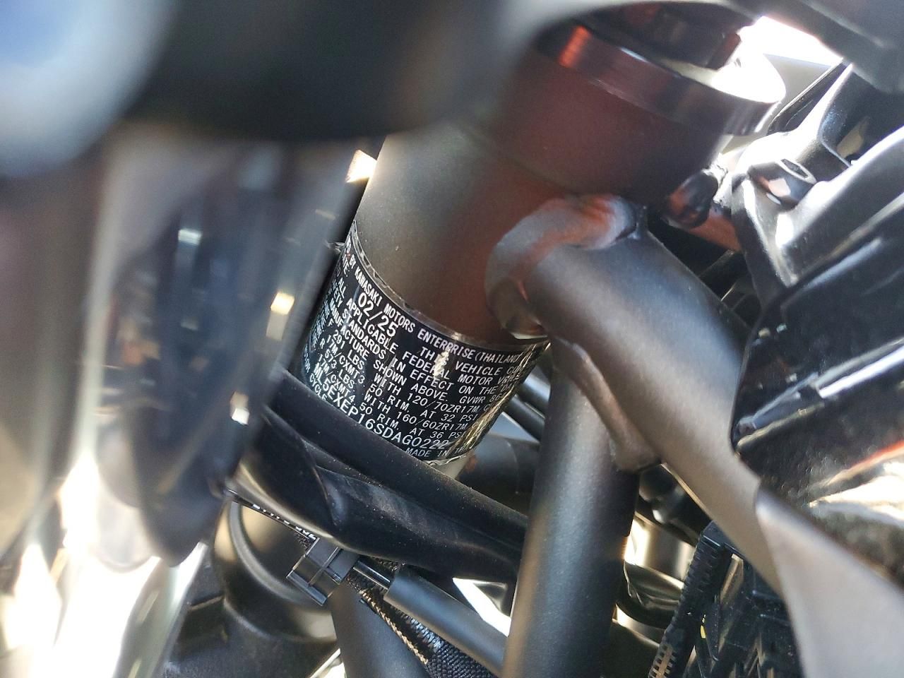 2025 Kawasaki EX650 P