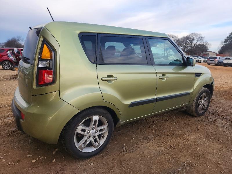 2011 KIA Soul +