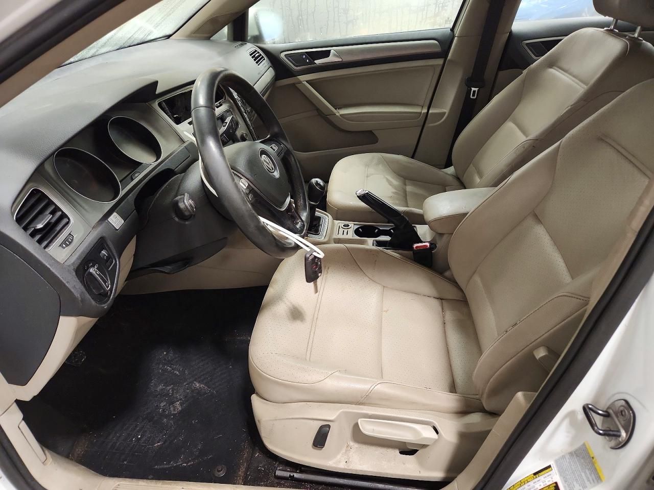 2015 Volkswagen Golf tdi