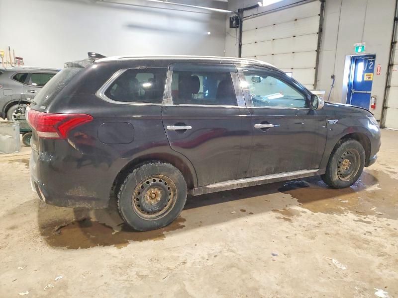 2018 Mitsubishi Outlander se