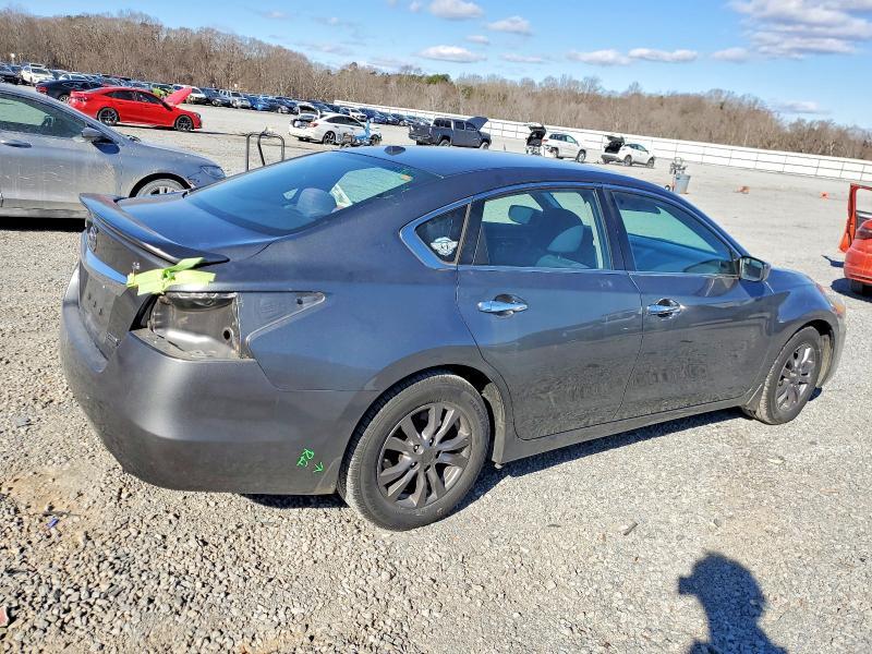 2015 Niss Altima 2.5 s