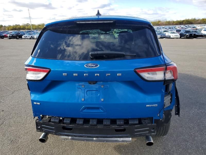 2021 Ford Escape se