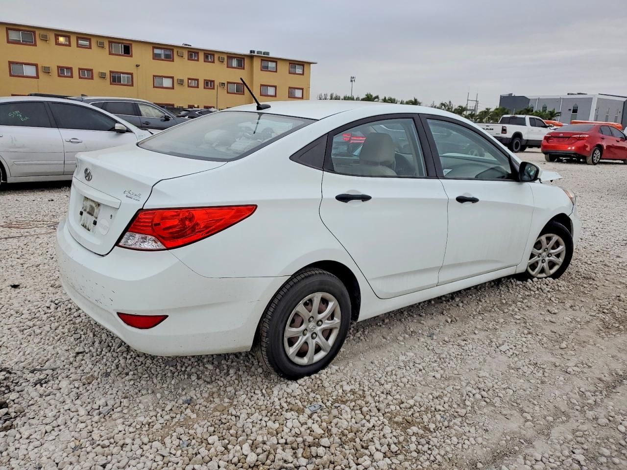 2012 Hyundai Accent gls
