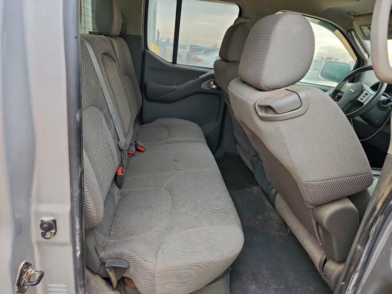 2006 Nissan Frontier Crew Cab LE