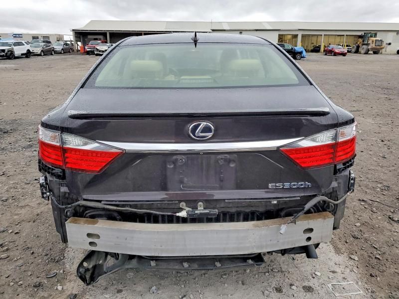 2015 Lexus Es 300h