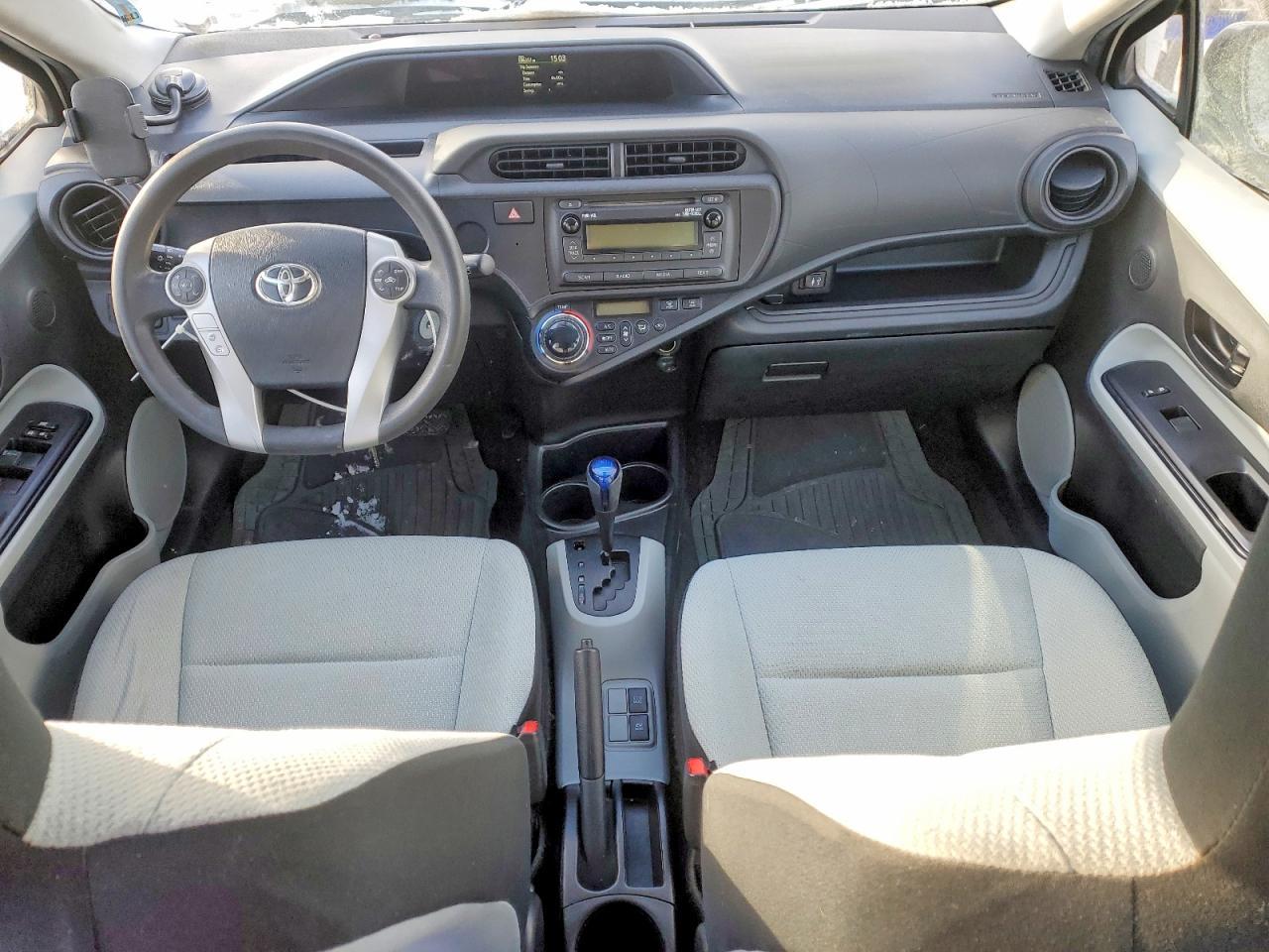 2014 Toyota Prius c