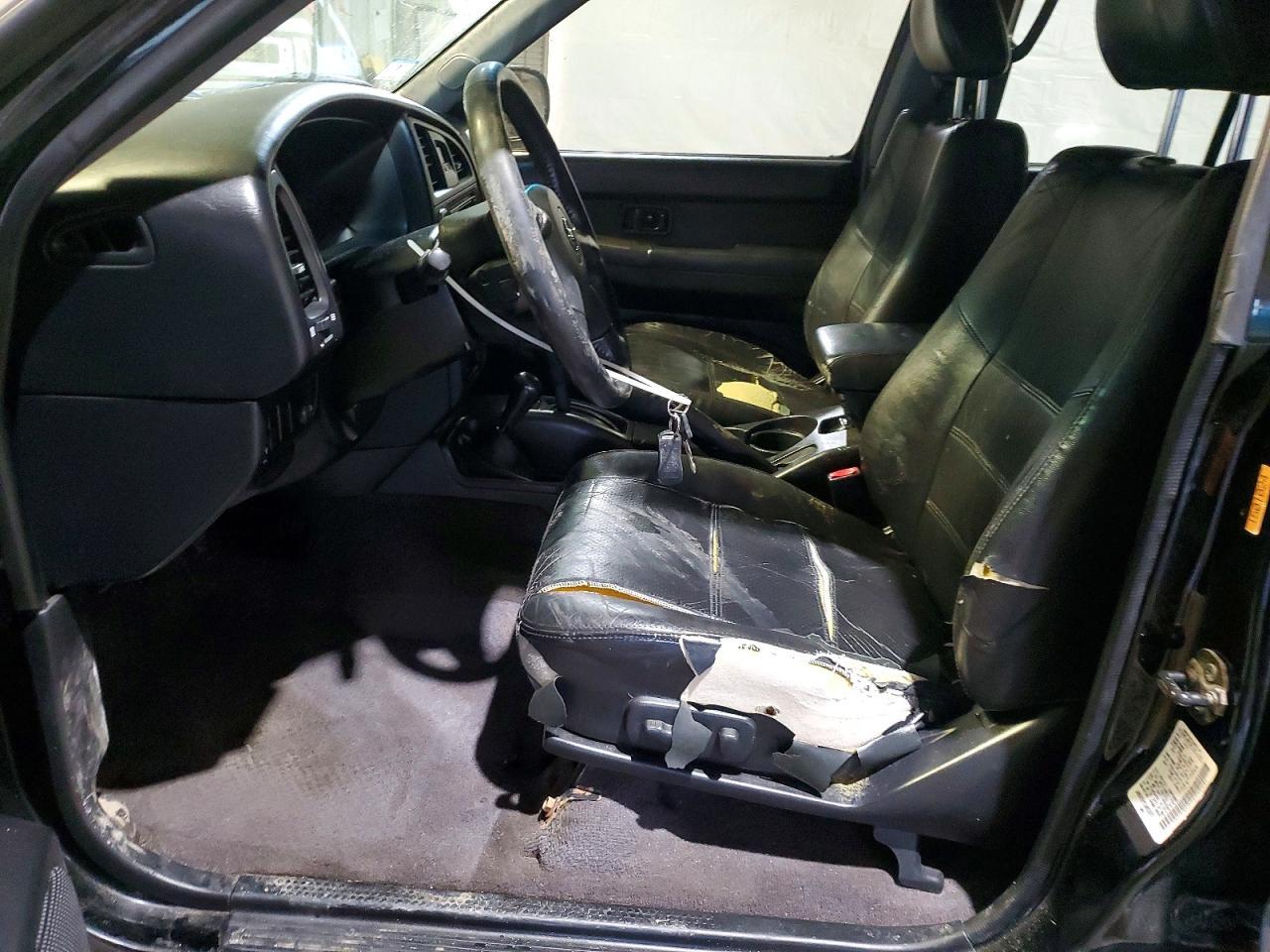 2003 Nissan Pathfinder le