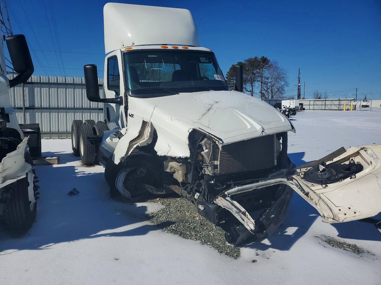 2022 International LT625