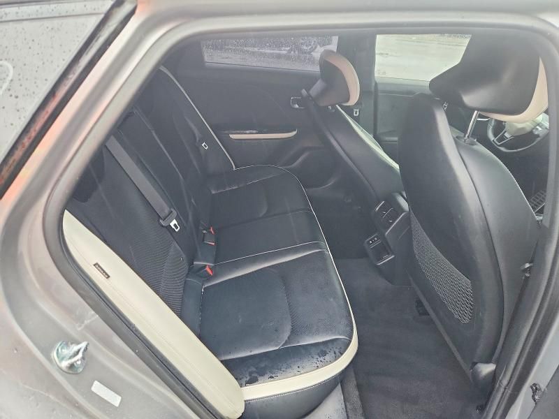 2025 KIA K4 Gt-line Turbo