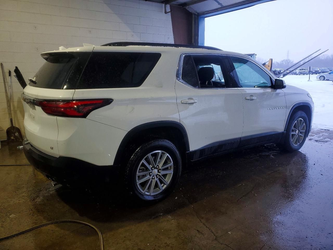 2023 Chevrolet Traverse lt