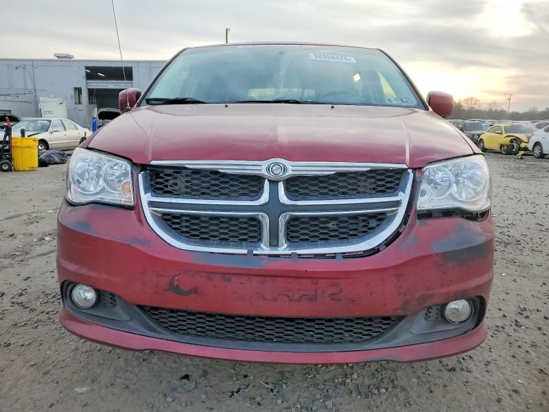 2010 Chrysler Town & Country Touring