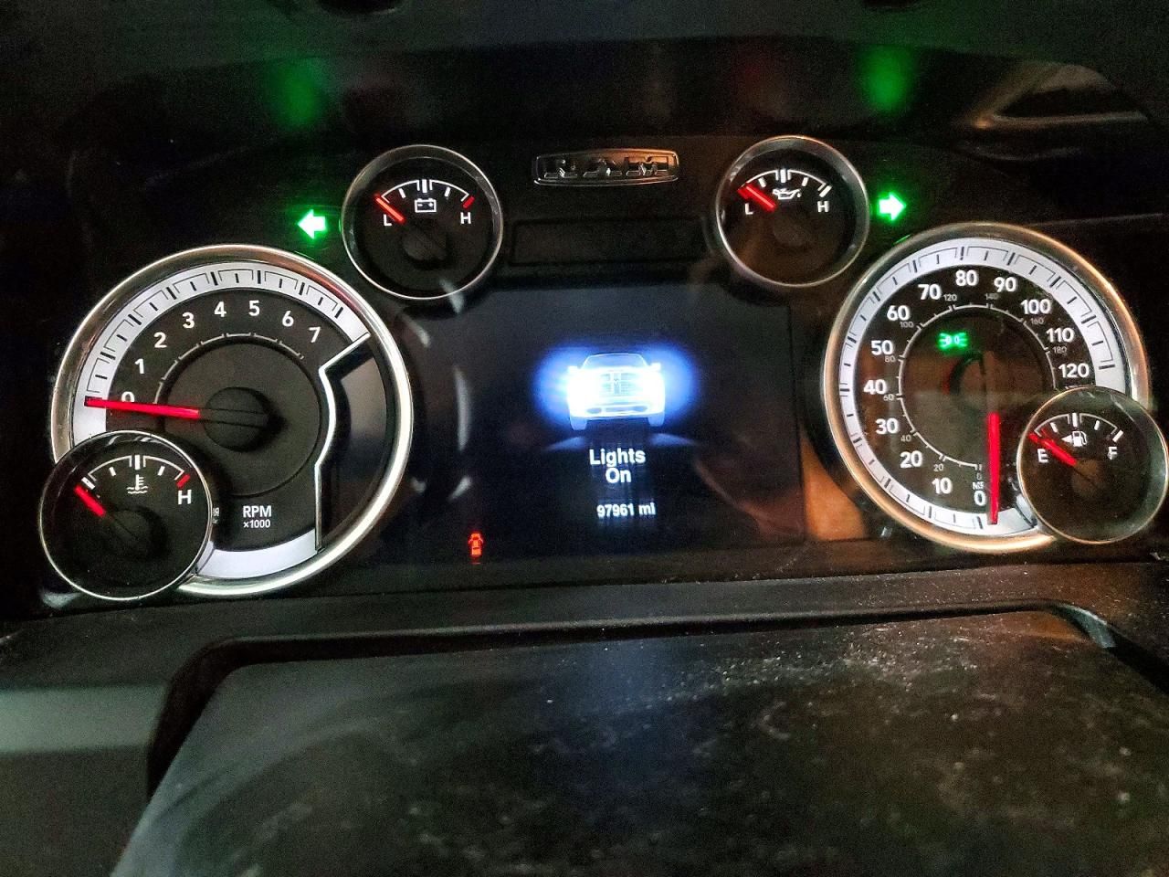 2016 Dodge Ram 1500 slt