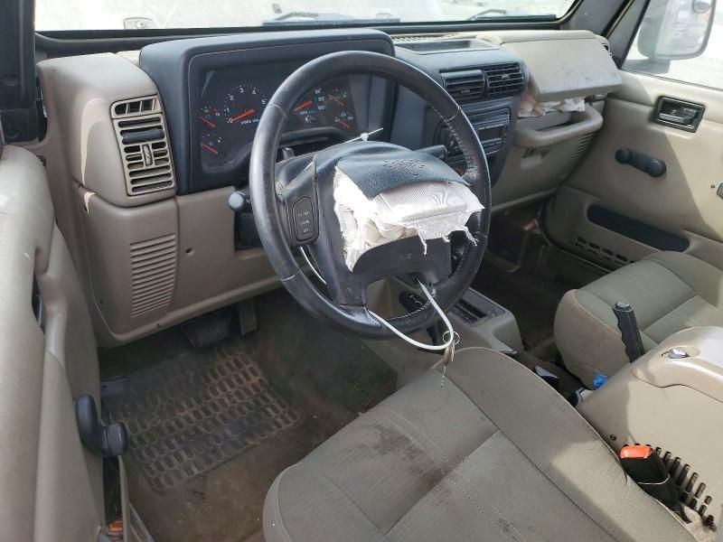 2003 Jeep Wrangler / tj Sahara