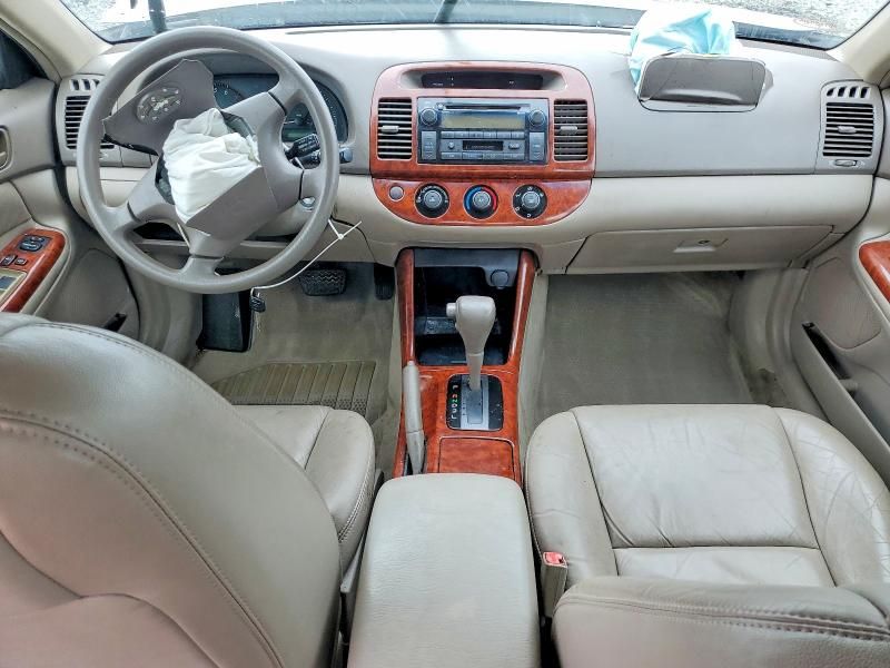 2002 Toyota Camry le