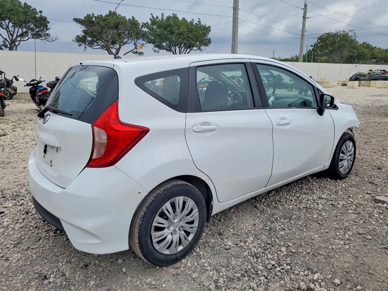 2017 Nissan Versa Note s