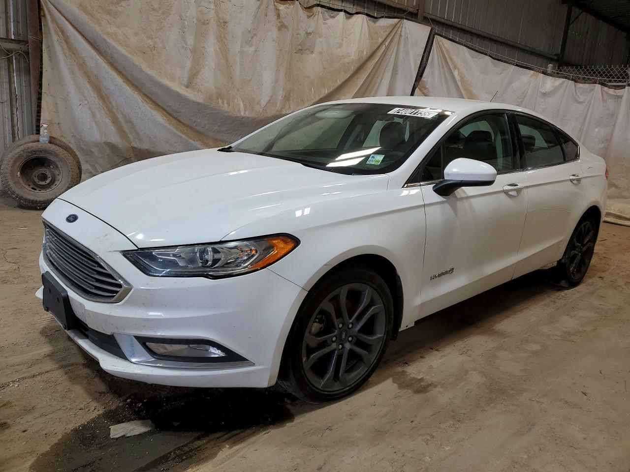 2018 Ford Fusion se Hybrid