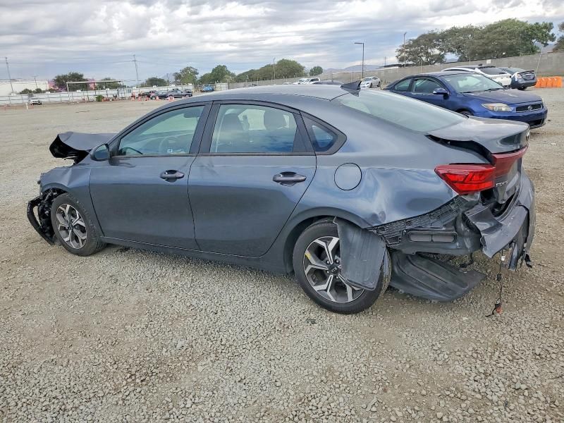 2021 KIA Forte fe