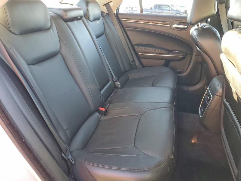 2016 Chrysler 300 Limited