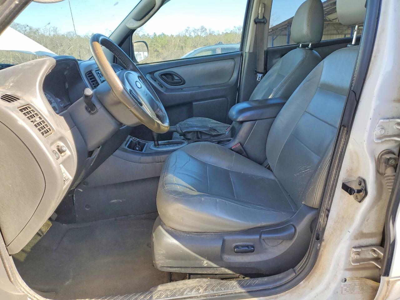 2005 Ford Escape xlt