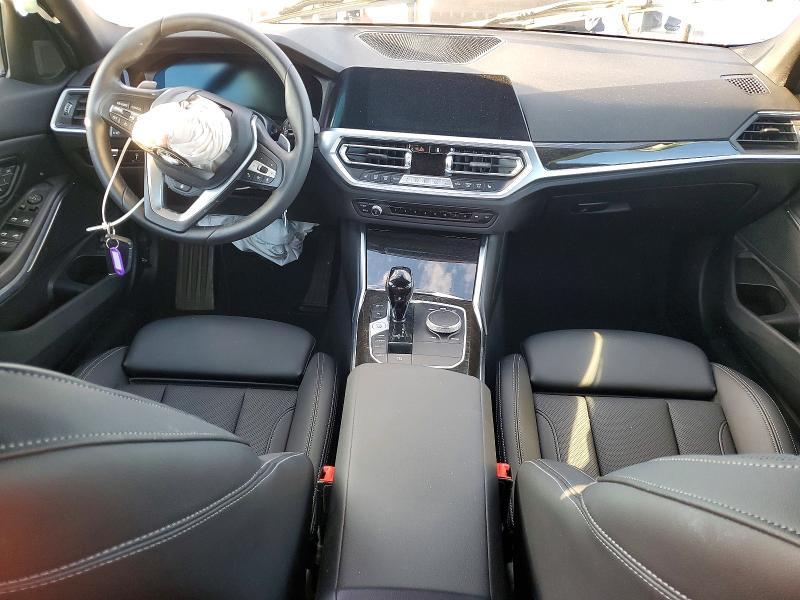 2022 BMW 330i