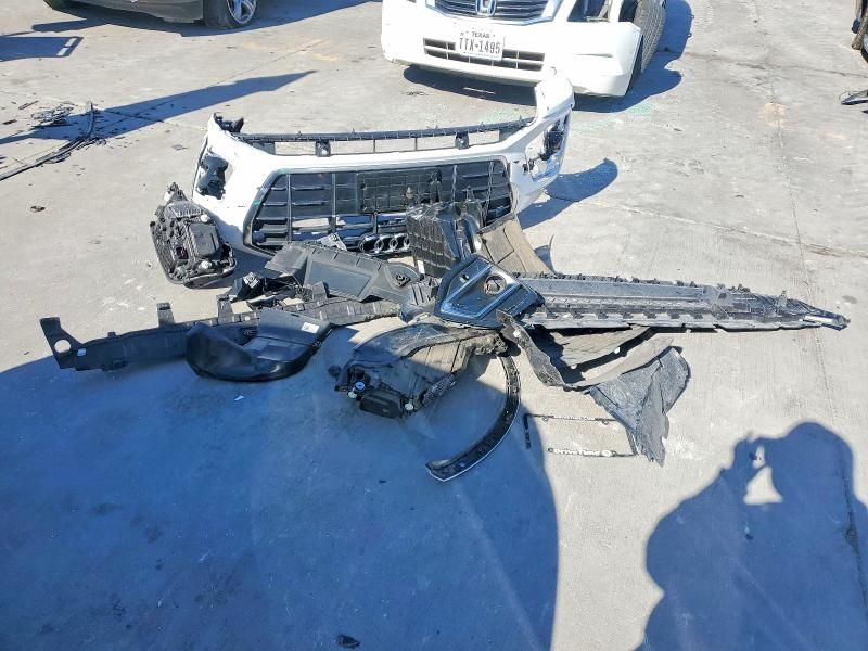 2023 Audi Q5 Premium Plus 40