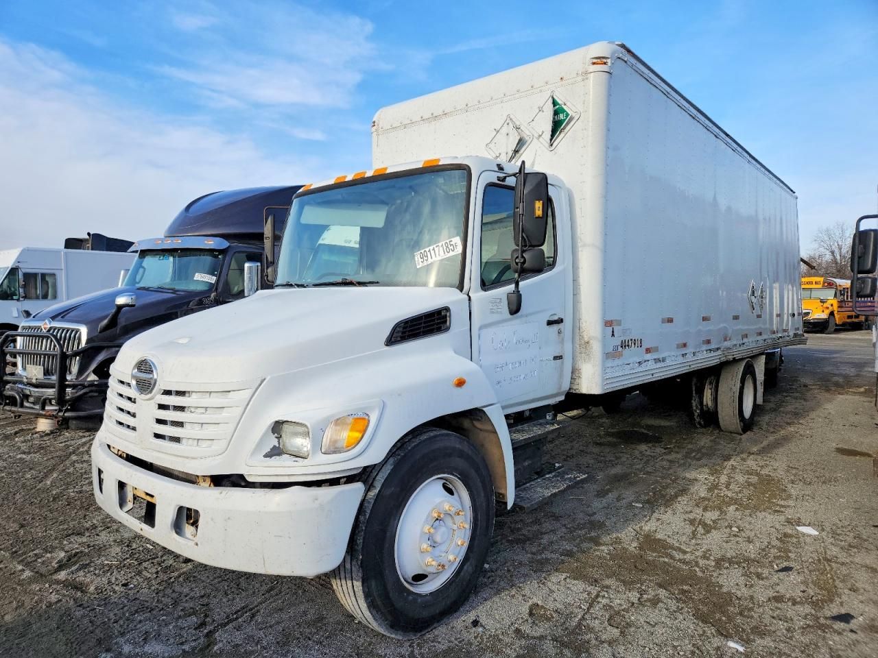 2005 Hino 338 box Truck