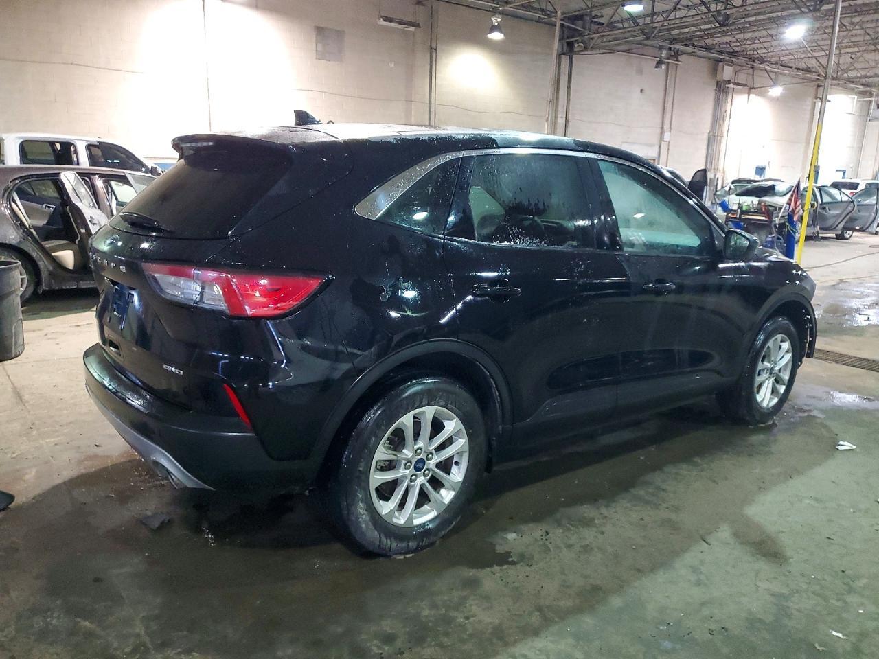 2021 Ford Escape se
