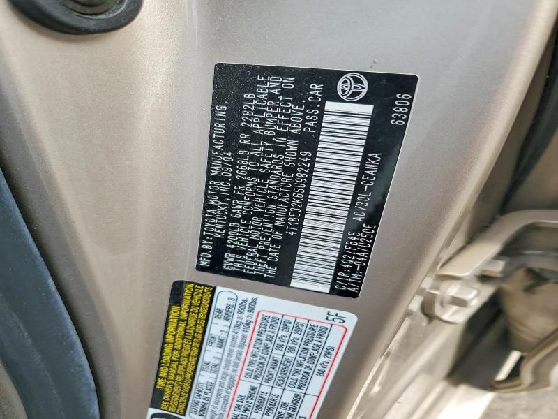 2005 Toyota Camry le