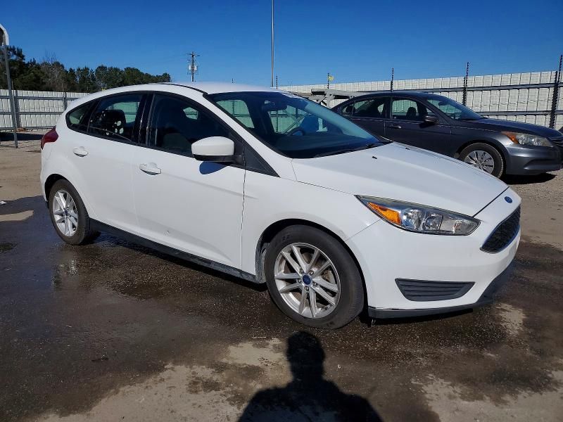 2018 Ford Focus se