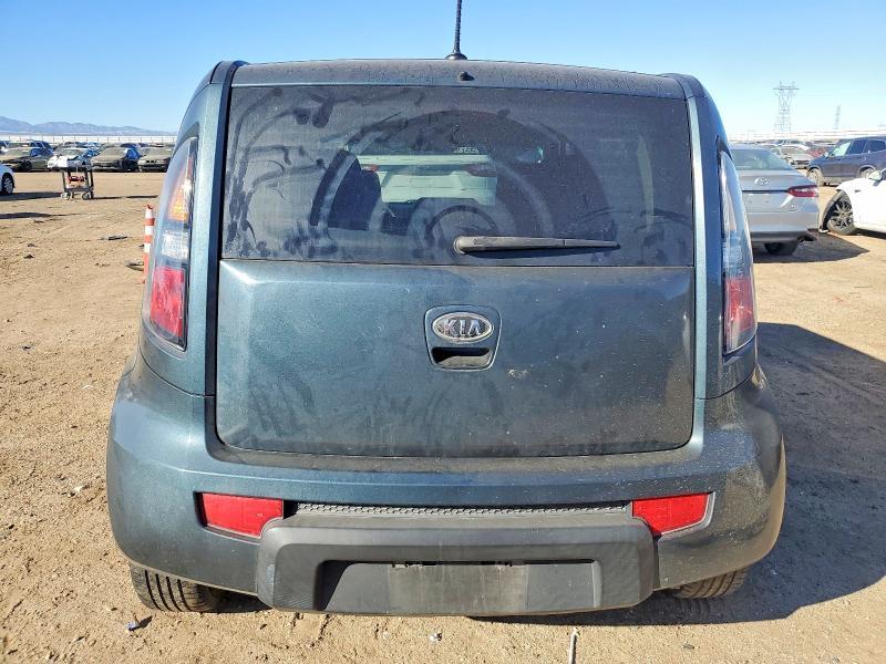 2011 KIA Soul +