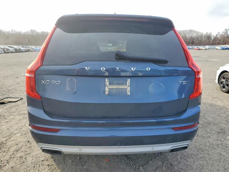 2021 Volvo Xc90 T5 Momentum