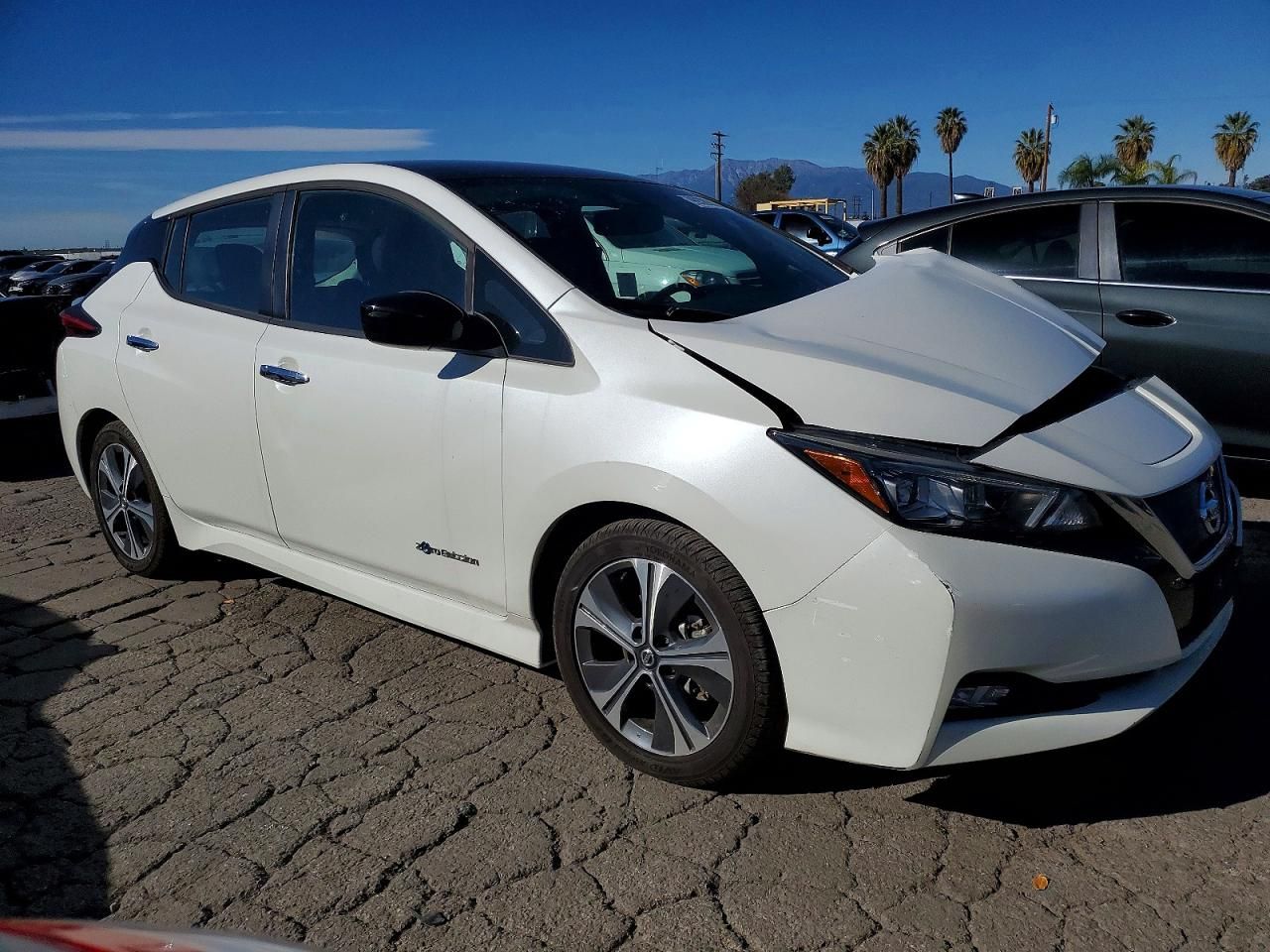 2018 Nissan Leaf s