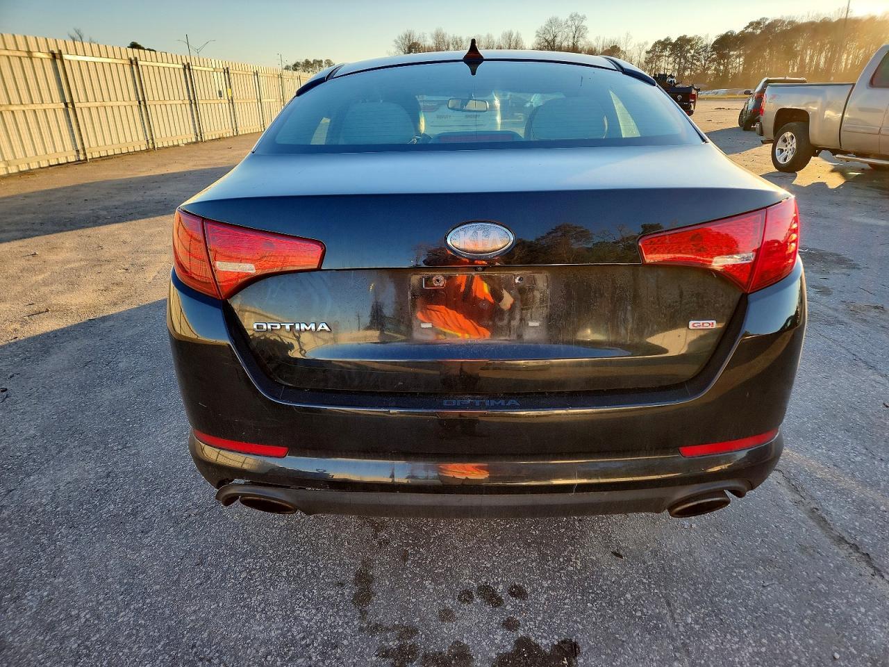 2013 KIA Optima lx