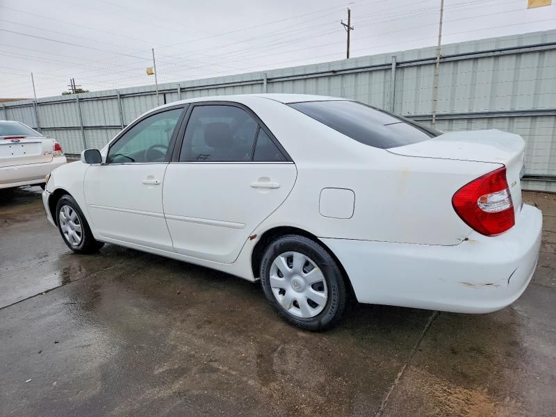 2004 Toyota Camry le